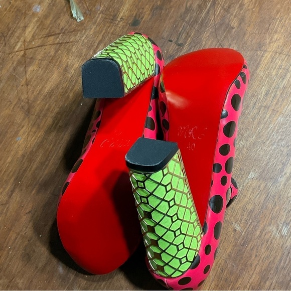 Polka Dot Platform Shoes - Pink and Green - Picture 6 of 11